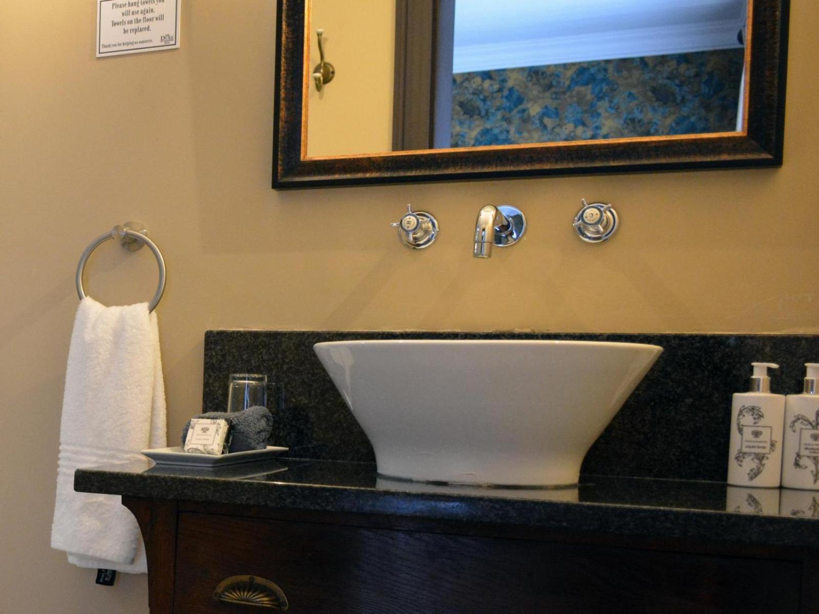 The Duke Of Bedford Hotel Room photo